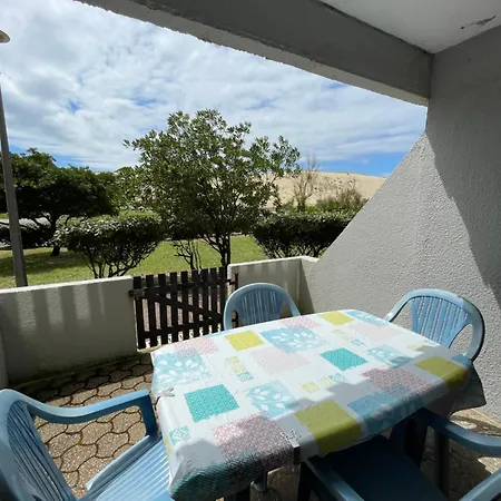 Ocean: Beachfront 2-star With Private Parking *